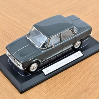 Alfa Romeo Giulia TI 1964 Graphitgrau - 200Stk Norev 1:18 Metallmodell